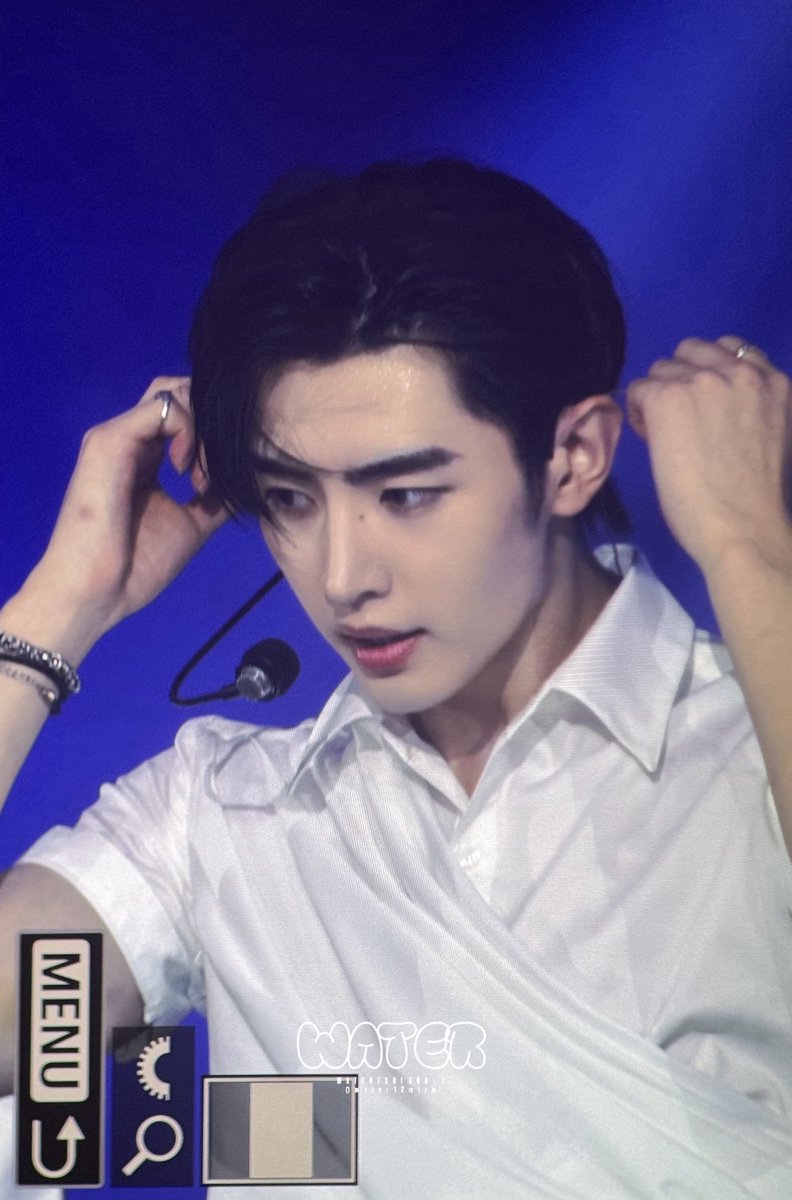 mychusun's tweet image. 오늘은 제발 훈세이돈과 떤피트리테임
