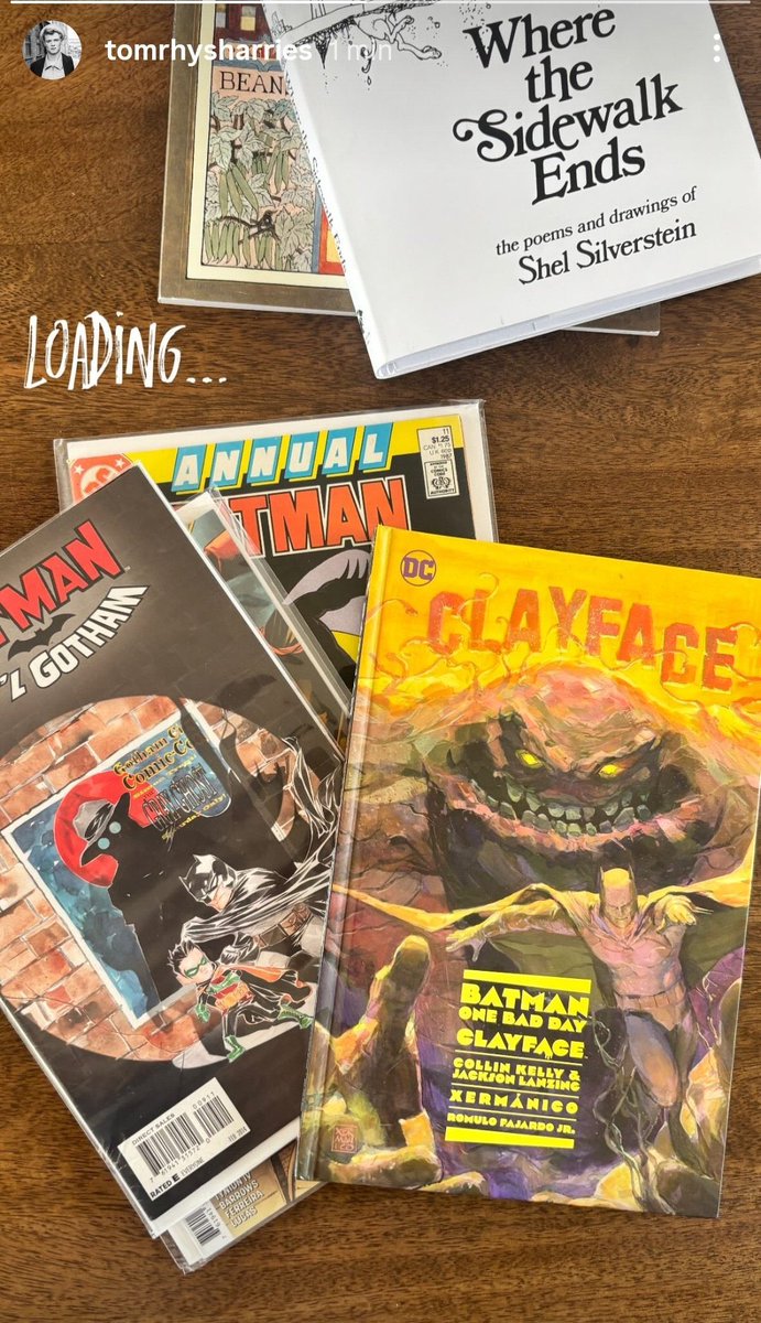 DC_DailyPlanet's tweet image. Tom Rhys Harries se plonge dans les comics #Clayface avant le tournage du film !
