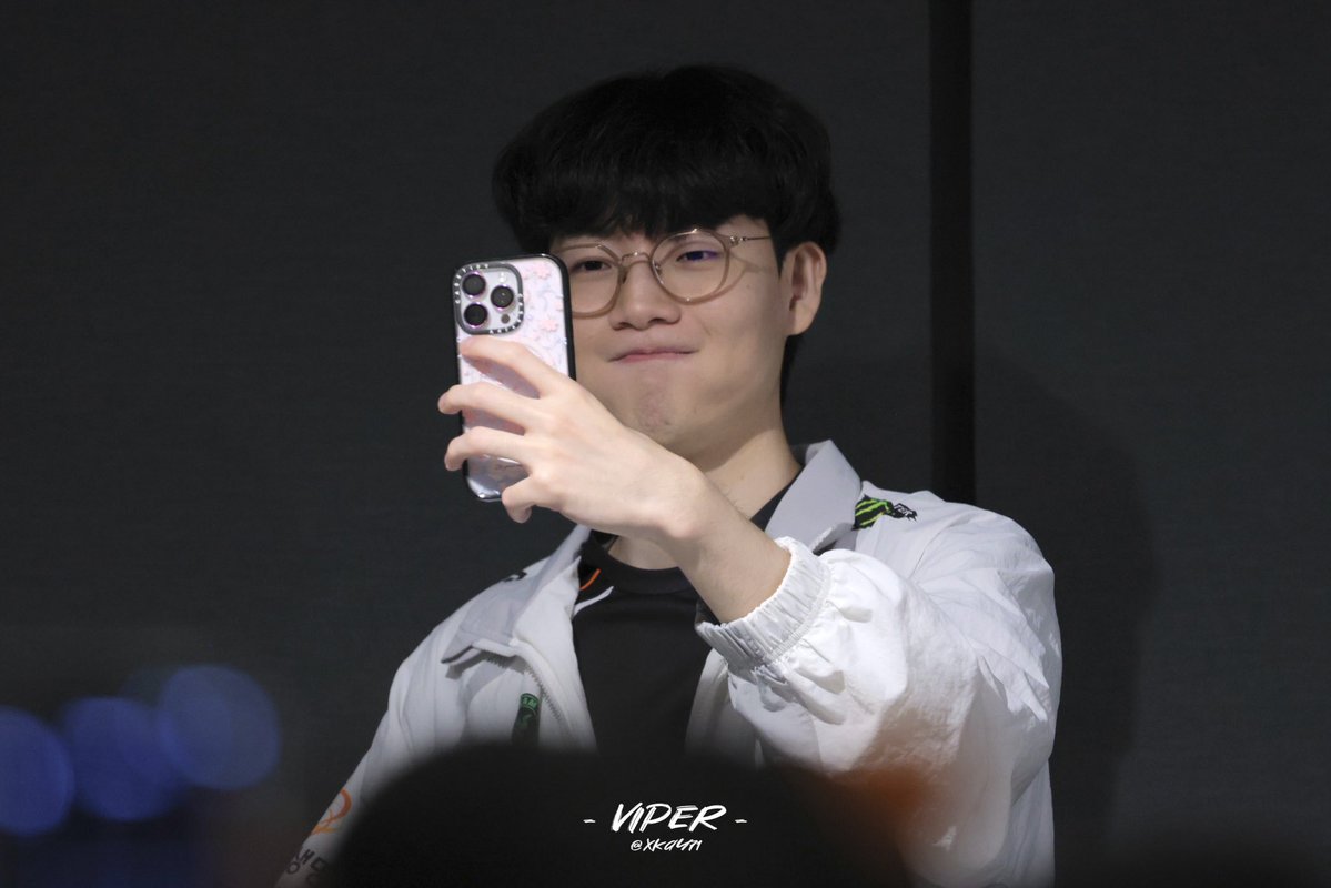 XKay71's tweet image. 250726 LCK R3 Fanmeeting

#Viper #바이퍼 #박도현