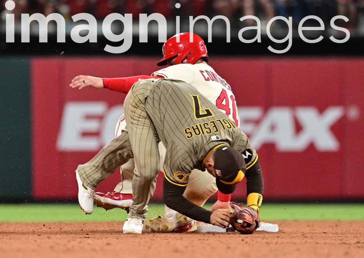 TimVizerPhoto's tweet image. The Padres beat the Cardinals 3-1 on a hot and humid Saturday. I was covering for Imagn Images (formerly USA Today Sports Images). @MLB @Cardinals @Padres timvizerphotography.com #baseball #mlb #SportsPhotographer