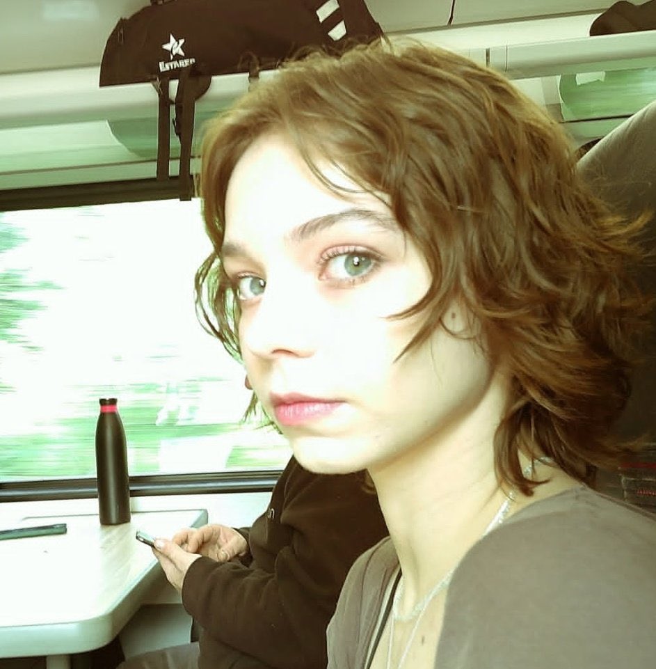 evyncoment's tweet image. My girl ✨️