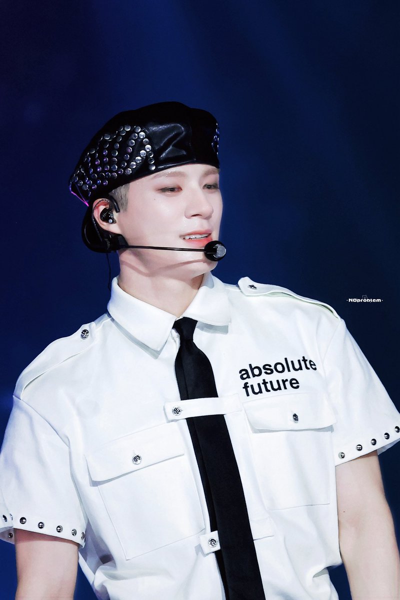 NOproblem tweet media