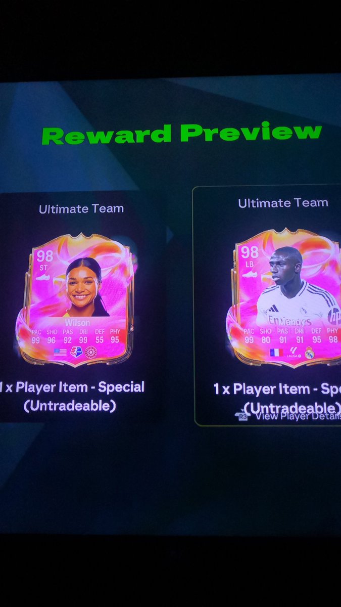 FUT_Z5's tweet image. معقوله فيه ناس محتارين بهالاختيار ؟