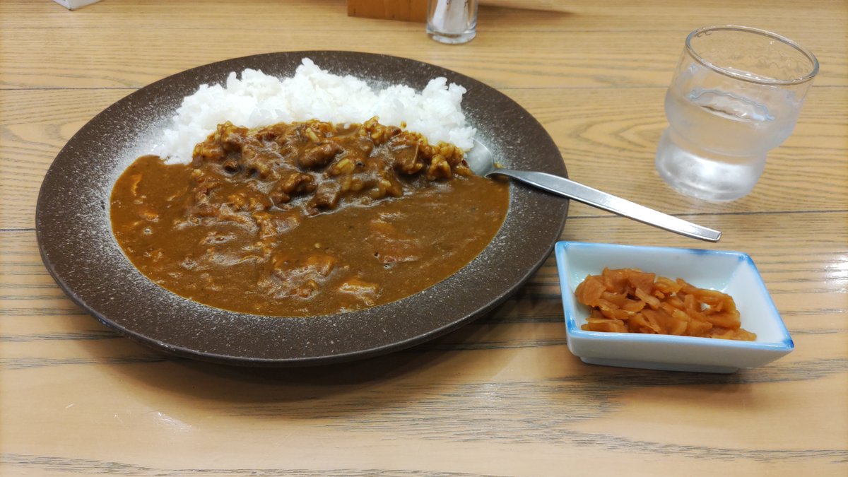 rakuen824's tweet image. 朝ごはんにカレー食べれなかったのでアフターで🍛

本日の撮影会写真を見ながらいいねをポチポチ