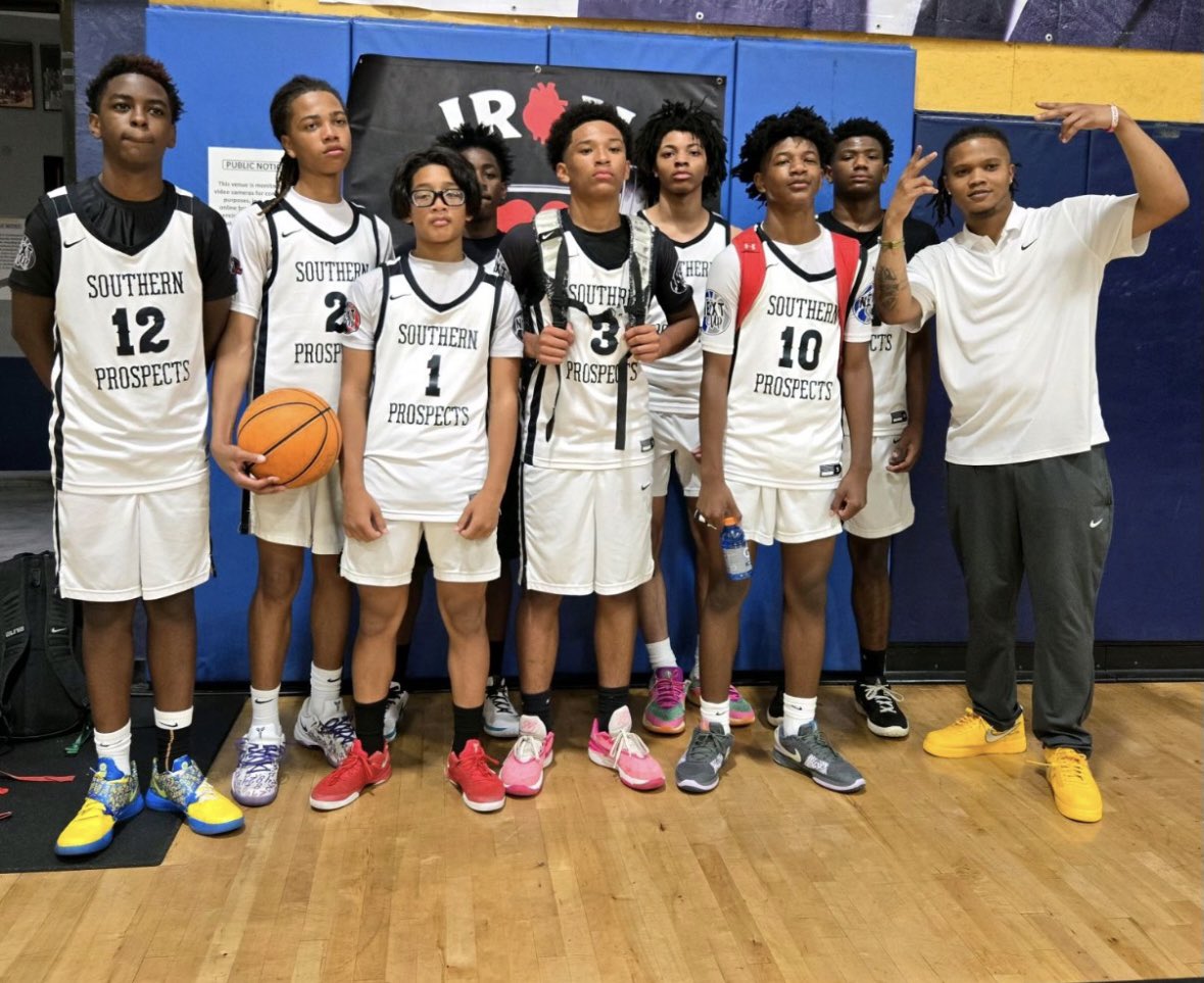 Very productive season for the 14u. Finished the season with a record of 36-9. Won 80% of their games.
<a href="/BigShotsGlobal/">BIG SH🏀TS</a> Myrtle beach Jam Champs🏆
<a href="/GaTarheelSport/">James Shaw</a> champs 🏆
<a href="/NGSHoops/">NGS HOOPS</a> Summer Slam Gold Runner ups 
<a href="/hoopseen/">HoopSeen</a> Georgia Cup Runner ups 
@ontheradarhoops Undefeated in OTR