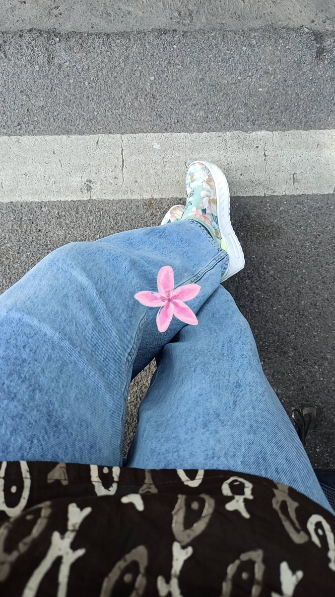 urtoxic_fellow's tweet image. July👒