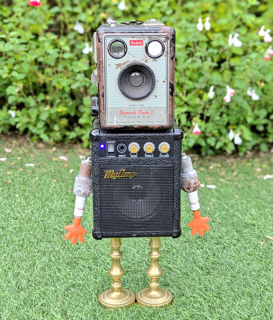 junk_bots's tweet image. Now with added Bluetooth.
