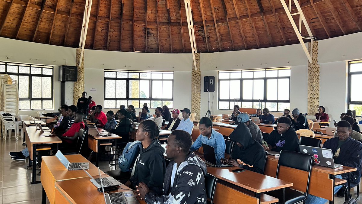 droidconke's tweet image. We had an amazing time engaging with students at @DeKUTkenya !
We shared what’s new in Android, explored Jetpack Compose, dove into Android design, and wrapped up with an insightful AMA with software engineering pros.
Always a pleasure connecting with the next gen of devs!