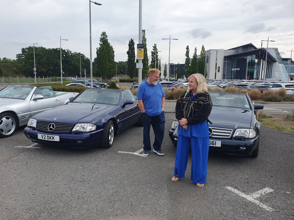 Carsnthings1's tweet image. Great Mercedes event at Brooklands! Some amazing people and cars!
#mercedesbenz #autopap  #helenwaverley #mbclub
#r129 #sl320 # #sl500 #r230