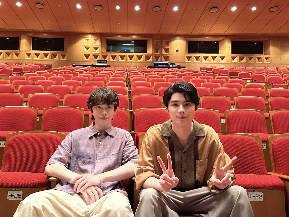 「KYOYA HONDA FAN MEETING 2025」
全4公演無事に終了いたしました！

お越しいただいた皆さま
ありがとうございました！

またお会いできるよう
様々な企画を考えますので
引き続き暖かい応援を
よろしくお願いいたします🙇‍♀️

#本田響矢 #本田の湯♨️
#鈴木康介 さん
今回もありがとうございました！