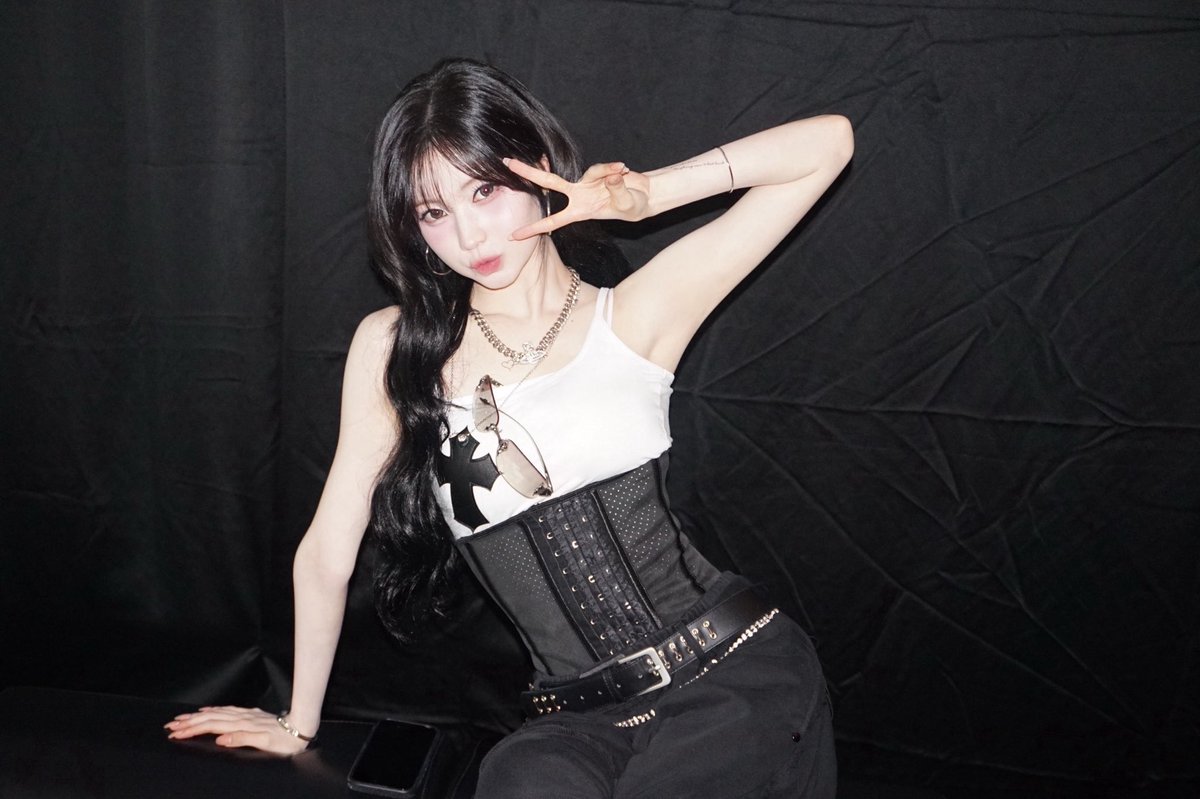asasloops's tweet image. #ENAMIASA WEVERSE UPDATE 

#아사 #ASA #ENAMIASA #アサ