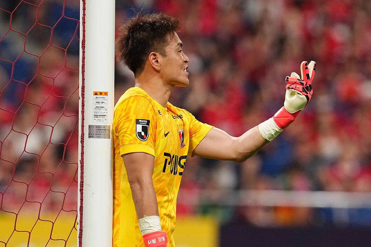 weeklysd's tweet image. ⚽️ #Jリーグ ⚽️
首位・神戸との勝点差を6に縮められず…。福岡戦後のブーイングを浦和の守護神はどう受け止めたか
soccerdigestweb.com/news/detail/id…