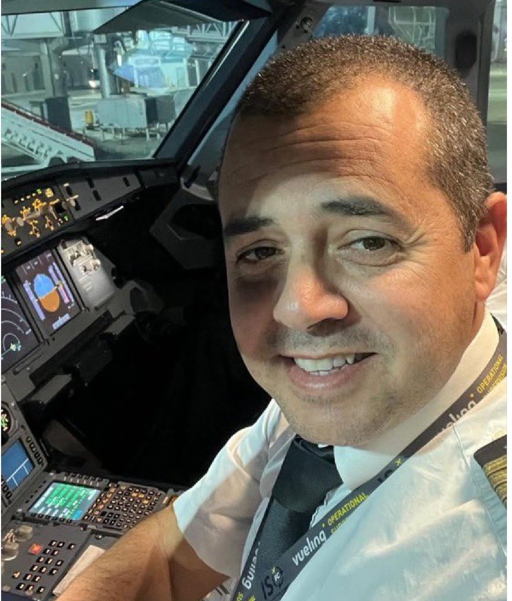 GilbertCollard's tweet image. Le pilote de l’avion qui a débarqué les gamins de la colonie de vacances juive était un des 2 instructeurs des terroristes du 11 septembre: tout a du sens !