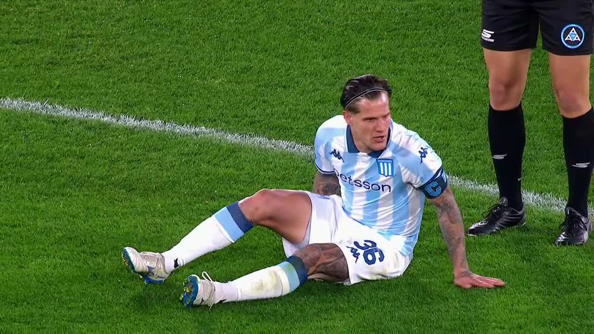 GHCardozo's tweet image. Quedó claro lo de #Almendra.
Cualquier otra decisión será hacerle daño a #Racing.