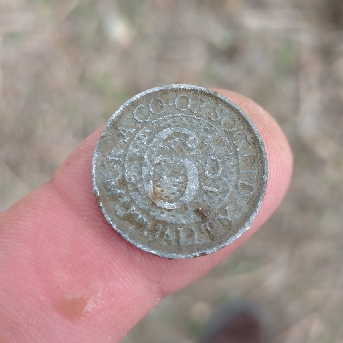 SDetectorist's tweet image. Right, I'm off down the co-op, I have 6 pence to spend 😂