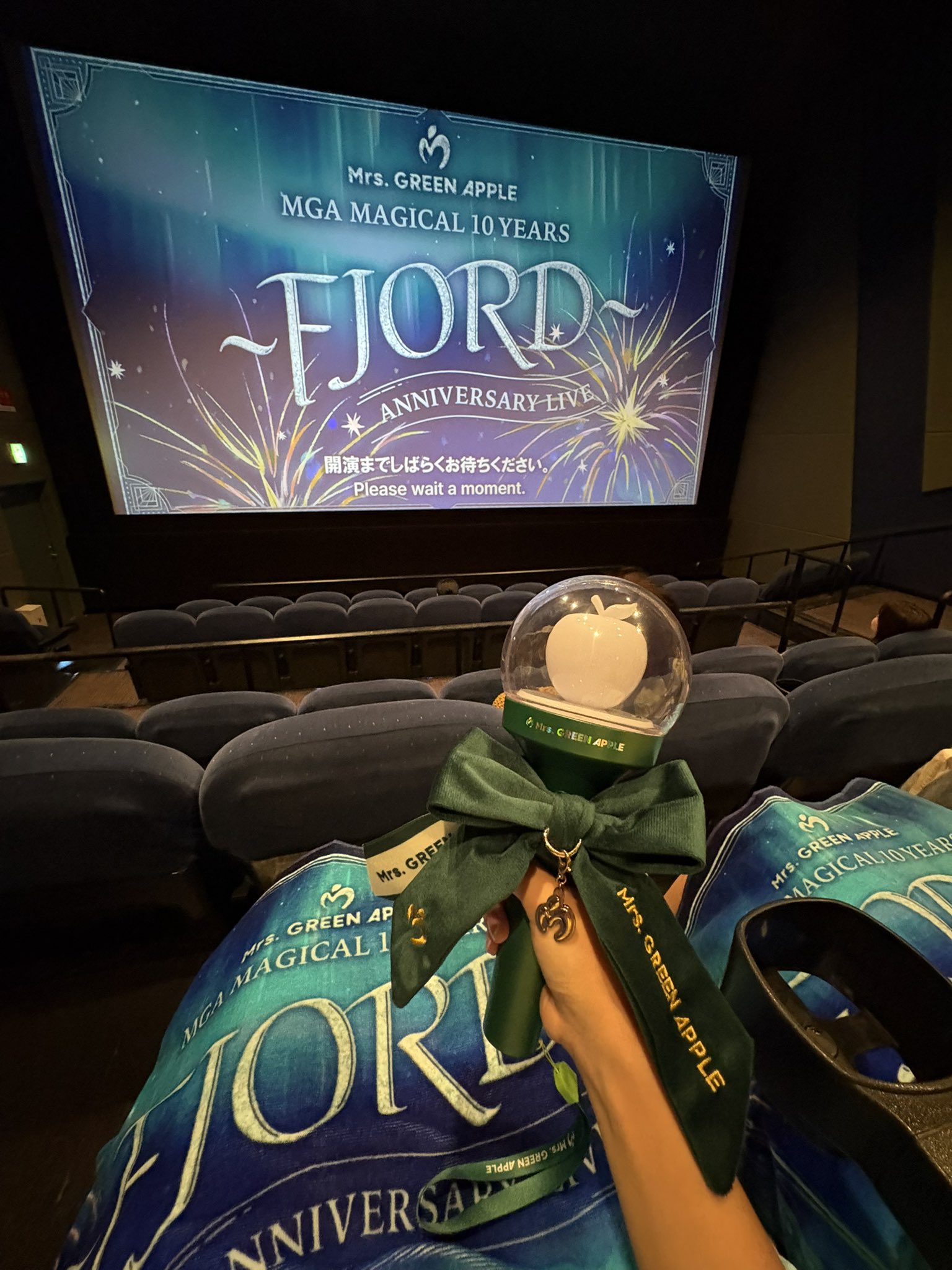 ミセスグリーンアップル フィヨルド 冷感マフラータオル Mrs. GREEN