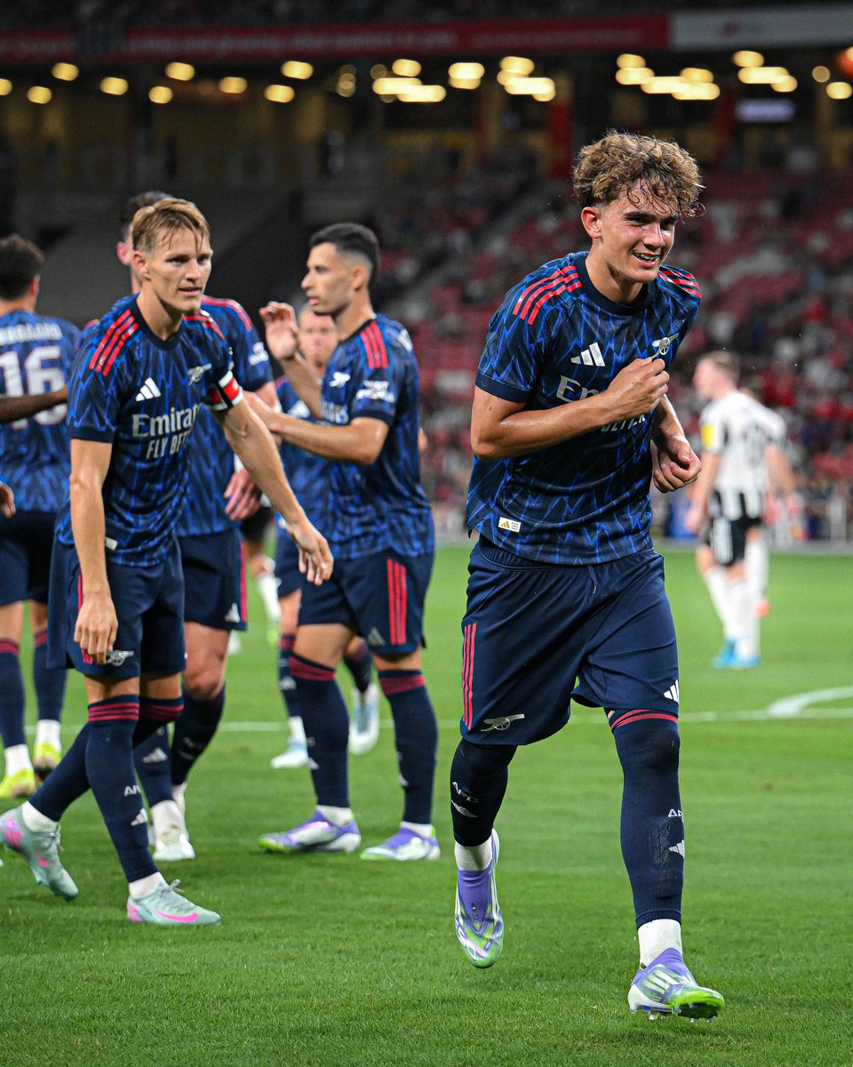 15-year-old Max Dowman shined in his 30-minute cameo against Newcastle, earning a penalty for Arsenal's winning goal ✨