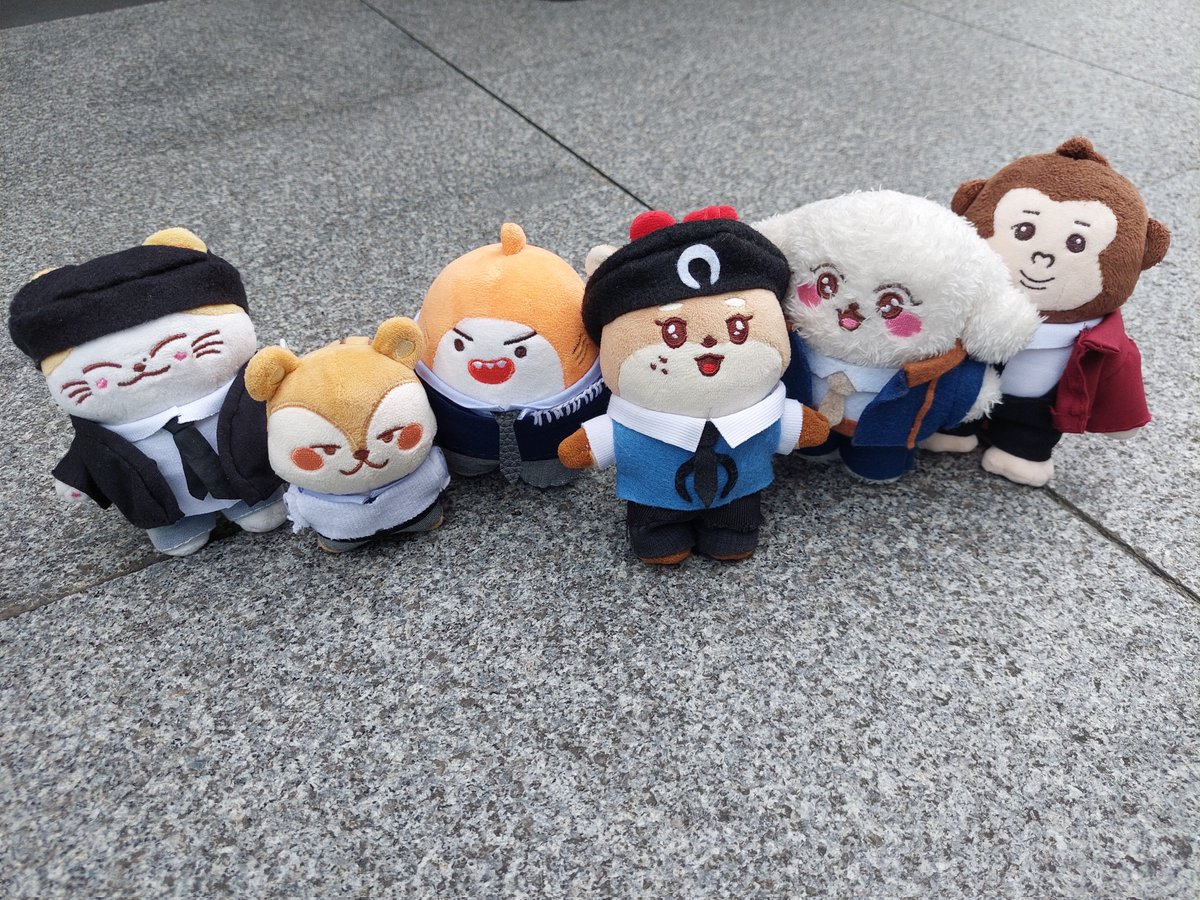 S59755324's tweet image. The Stranger
🦌#노얌이 #RohYummy
🦈#티오니 #TIONi
🐶#쭌복이 #JJUNBoki
🦍#와릴라 #WYARilla
🐈#뀬둥이 #KKYUNDoongi
🐿️#유짱 #U_Chan
#온꼬미즈 #onkkomiz