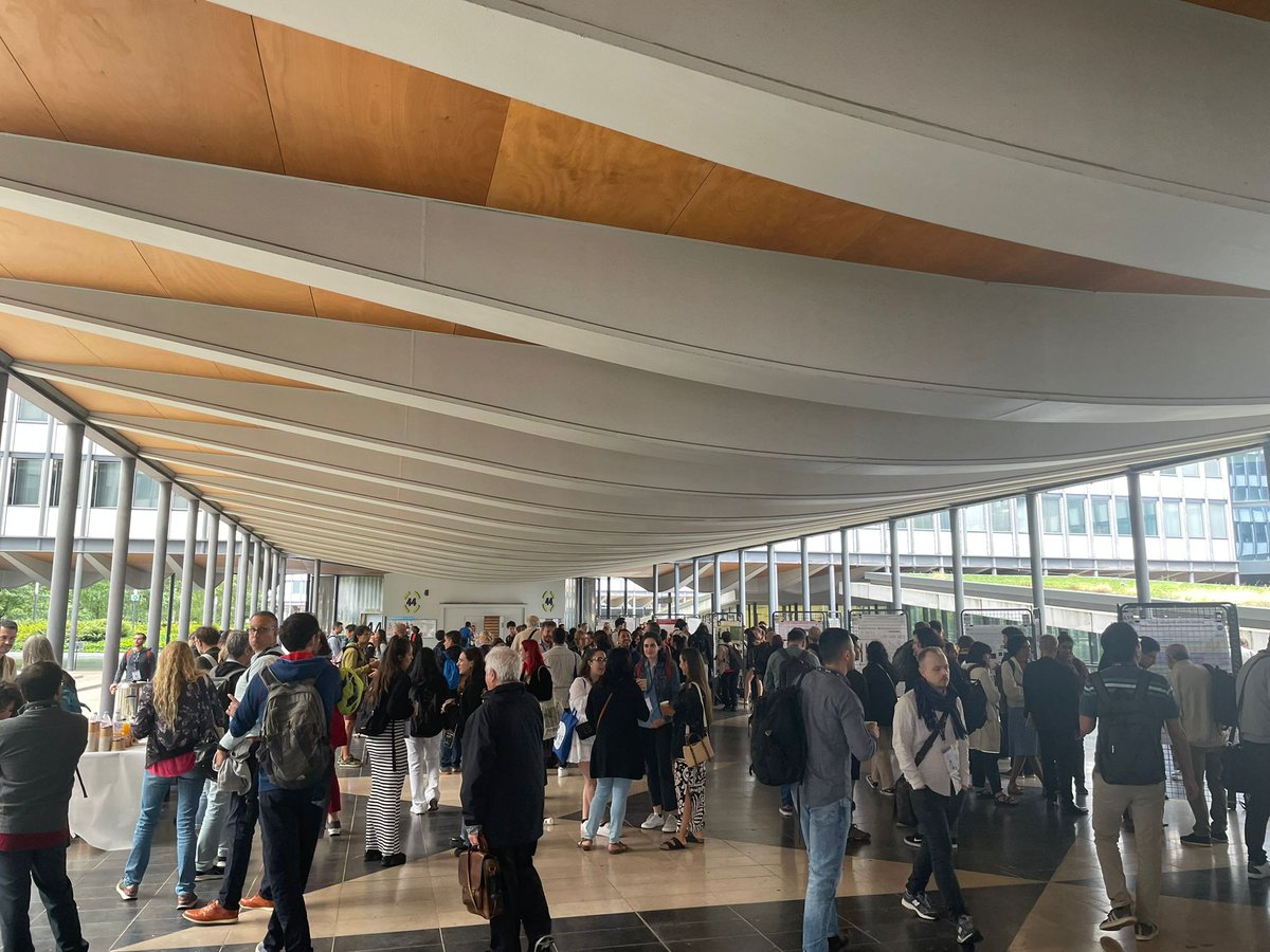 jo_schacherer's tweet image. The Yeast2025 meeting in Paris is over, and was so much fun. It was exciting to see a room full of yeast biologists, with more than 500 people. It was also great to be part of the dream team of organizers, led by Gilles Fischer!