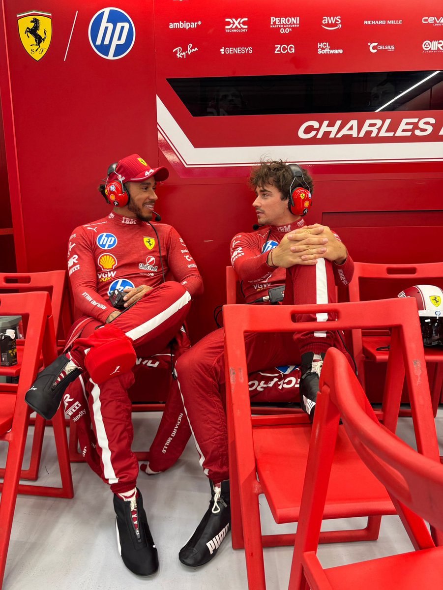 Spending the red flag with good company 👌 🌧️