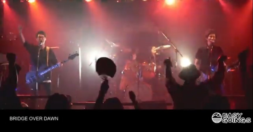 BodMonkey's tweet image. 昨夜の越谷イージーゴイングスにて
BODライブステージショット
有料配信バージョンので
コチラは静止画でアップします！
フロア皆さま最高でした！！
ライブが最高に楽しい！