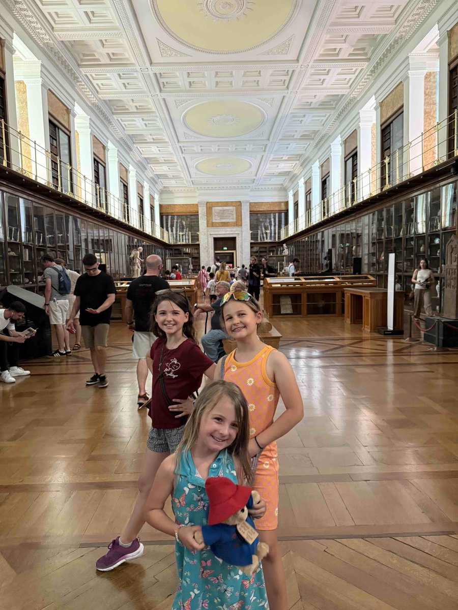 erickoester's tweet image. “Books Are Our Happy Place”. Why Our Travel Theme Is Working

When Quinn declared, “Books are our happy place,” we leaned in.

Now everywhere we go, our family has a standing travel rule:

✅ If you’ll read it, we’ll buy it.
📚 If it’s not at the library in 2 weeks, we’ll find a…