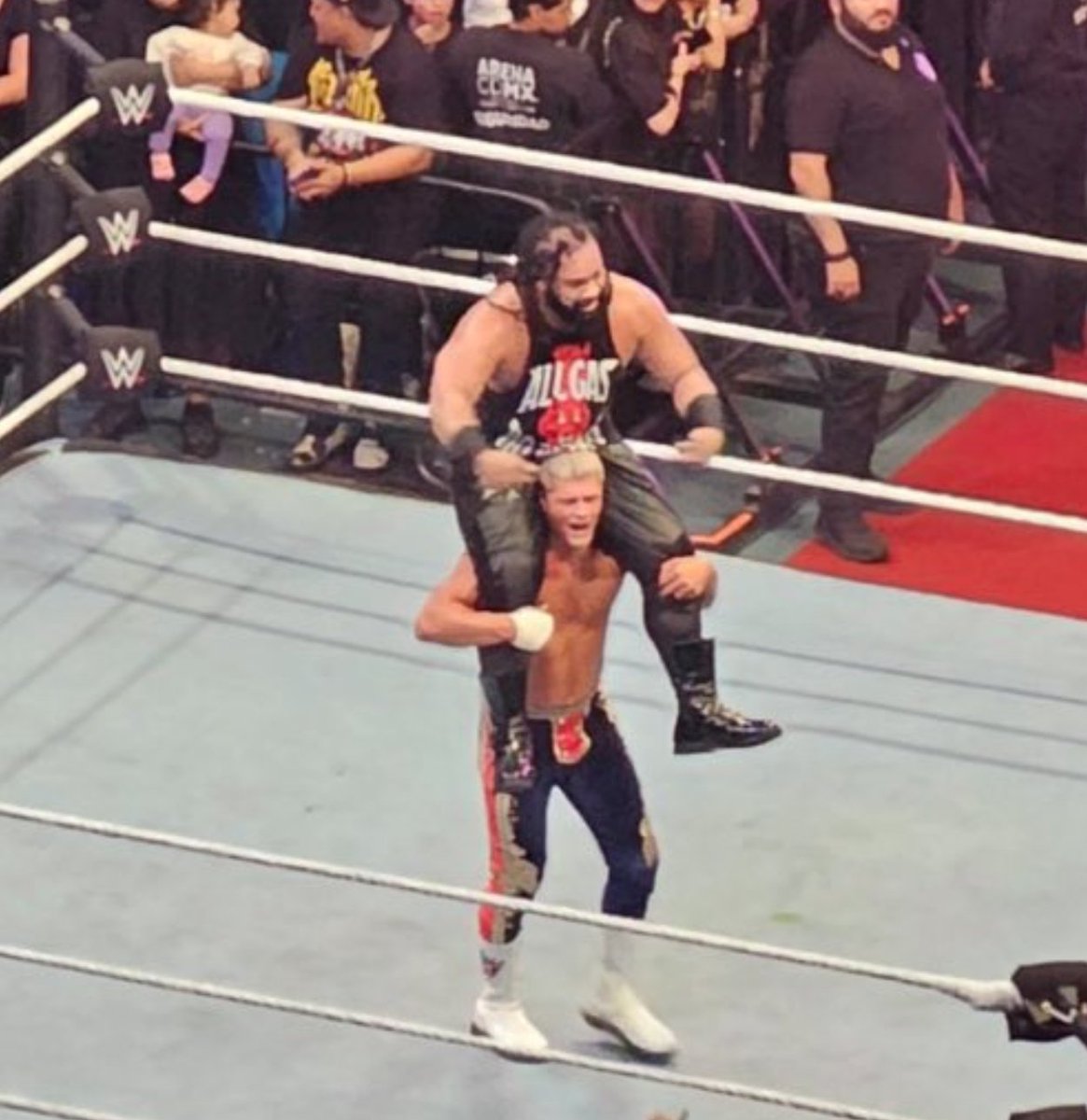 izzminem's tweet image. category: cody rhodes lifting superstars on his shoulders