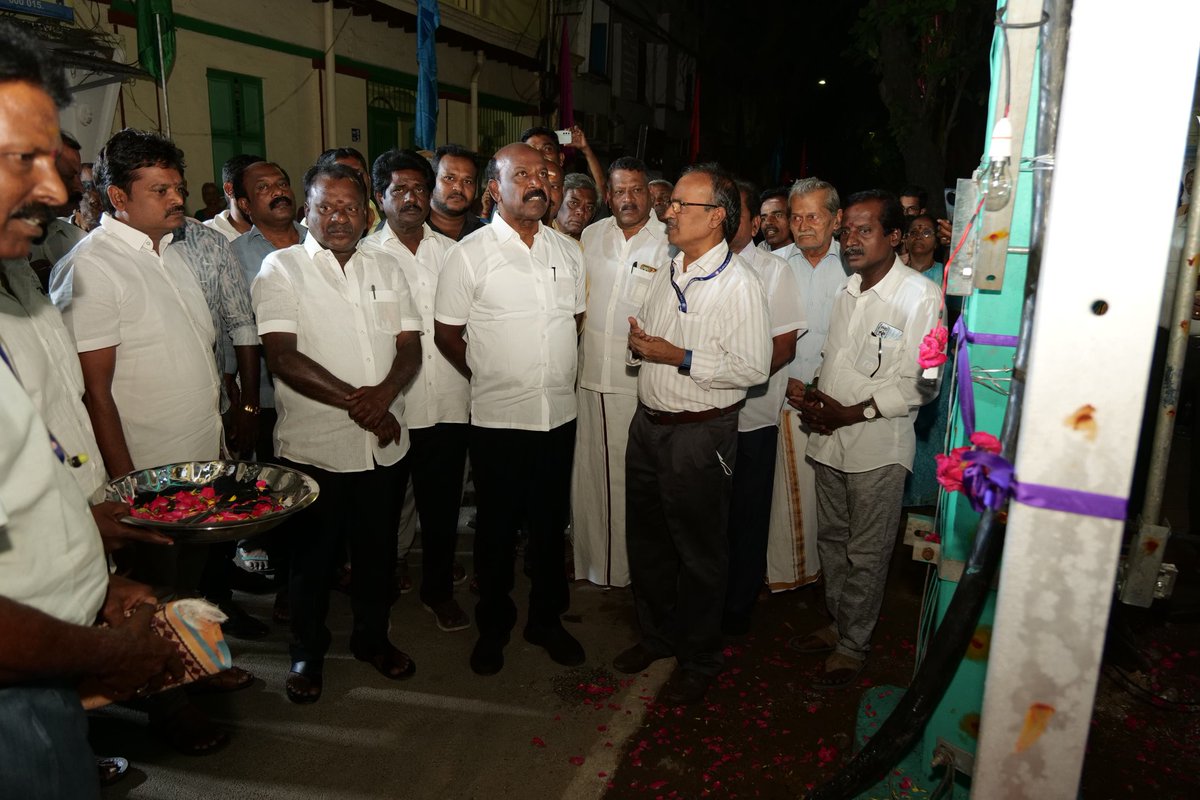 சைதை தொகுதி 142 ஆவது வார்டு புஜாங்ராவ் தெருவில் 100kva புதிய மின்மாற்றி  மக்கள் பயன்பாட்டிற்கு திறந்து வைக்கப்பட்டது... #Masubramanian #TNHealthminister #Saidapetconstituency