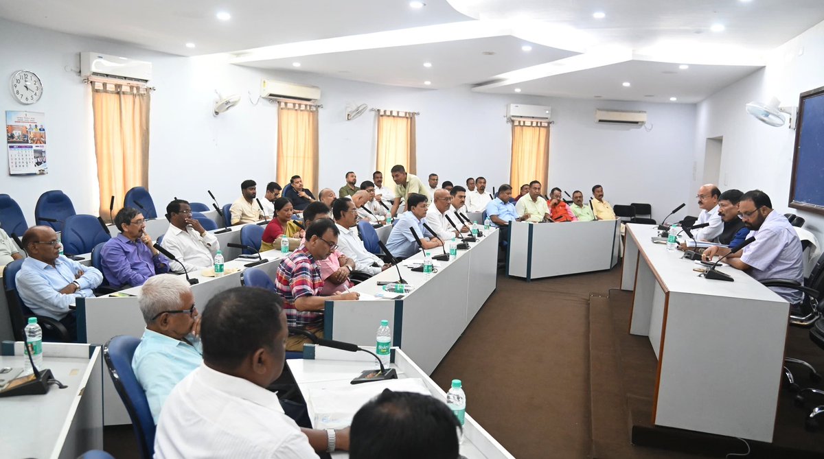 ATULBORA2's tweet image. Attended a crucial AGP Central Committee meeting today in Guwahati. Key discussions included the party’s future roadmap, organizational matters and upcoming elections. The meeting also reviewed preparations for AGP’s Foundation Day celebration.
Strong condemnation was expressed…