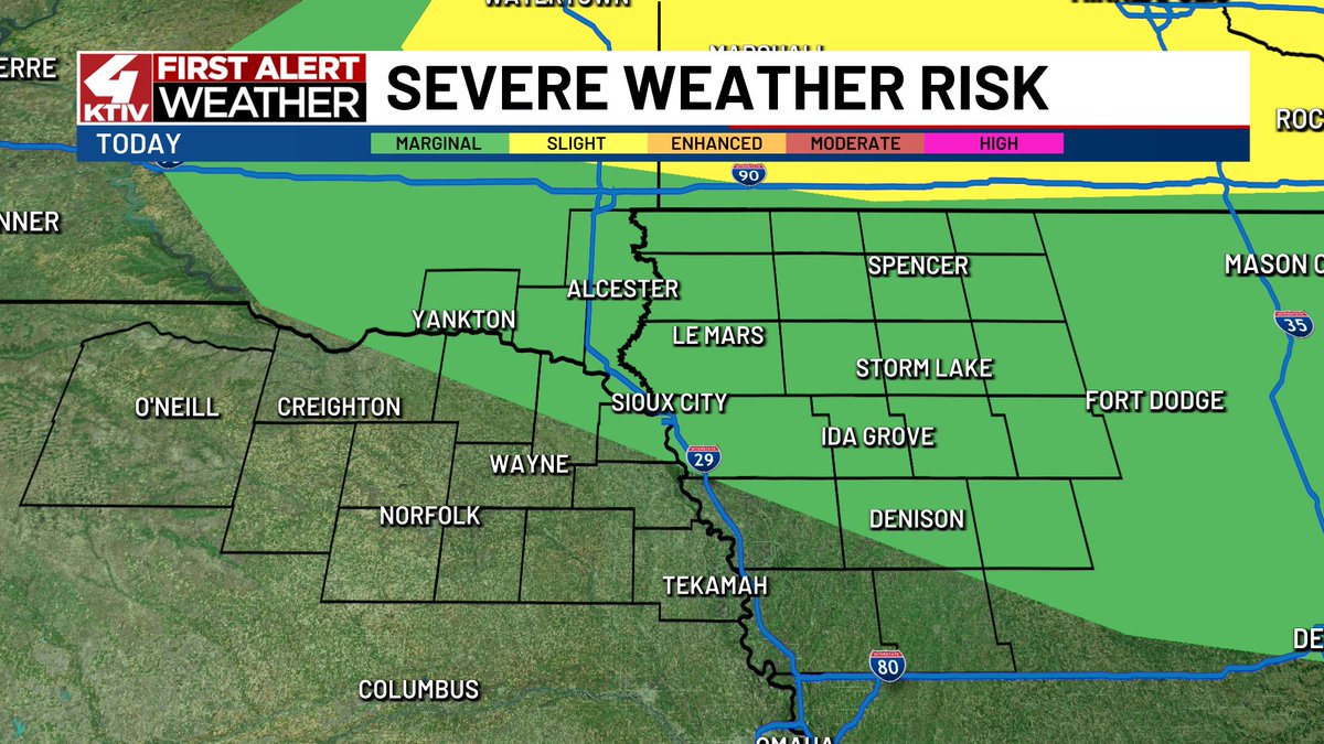 owenbasselmanwx's tweet image. SUNDAY: We'll end the weekend with a scorcher as feels like temperatures range from 100°-110°.
This heat and humidity will give way to a chance for isolated storms between 10pm and 3am tonight. A couple storms could be strong or severe with 60mph wind gusts. #IAwx #NEwx #SDwx