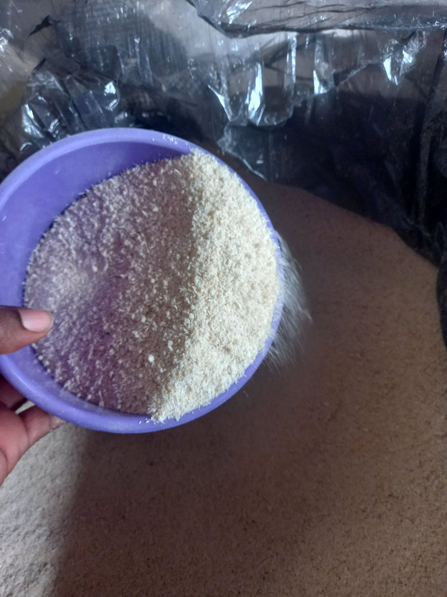 Titilayo_debbie's tweet image. Garri is available 

2kg : 4k
5kg : 9k