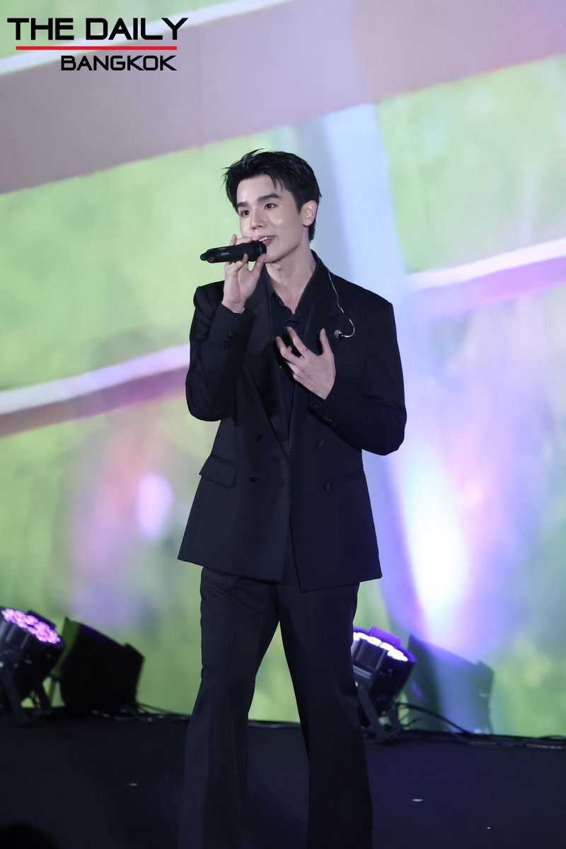 thedailybkk's tweet image. โชว์พิเศษจาก 'จิมมี่-จิตรพล' ในงาน "ทํานายทายทัพ Let the Magic Begin"
#MyMagicProphecyEP1
#ทำนายทายทัพ
#jimmyyjp #jimmysea #จิมมี่ซี