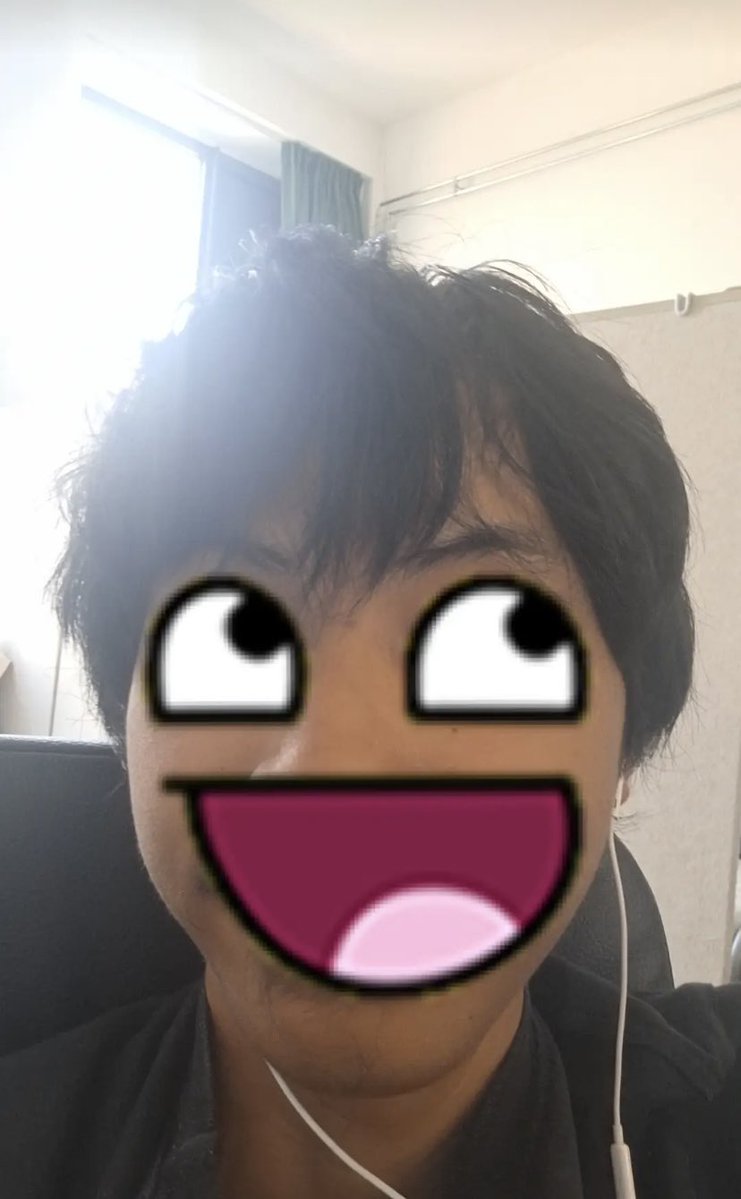 garrulouz's tweet image. guys tebak ini siapa