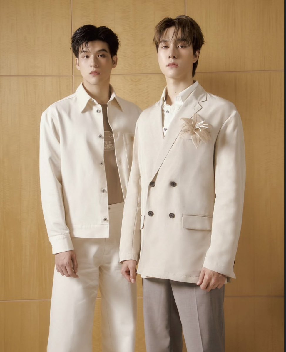 whiteedog_'s tweet image. วันแต่ง                                      วันฟ้องอย่า