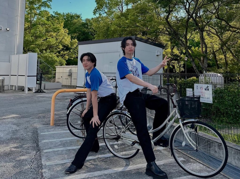 bvtterflyxv's tweet image. “screw it, it’s just us walking together against the world”🥺
#เฟิร์สข้าวตัง