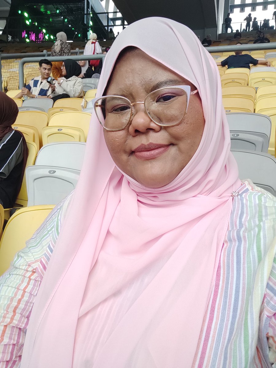 cikmonana's tweet image. Pepun aku semua pink pink pink idop pink walau muka penaaaaaadtttt dan tahan saketttttnya hati