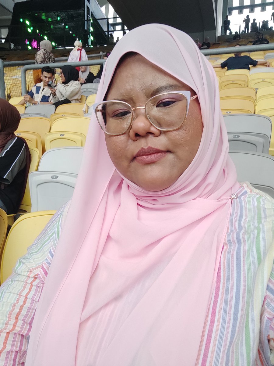 cikmonana's tweet image. Pepun aku semua pink pink pink idop pink walau muka penaaaaaadtttt dan tahan saketttttnya hati