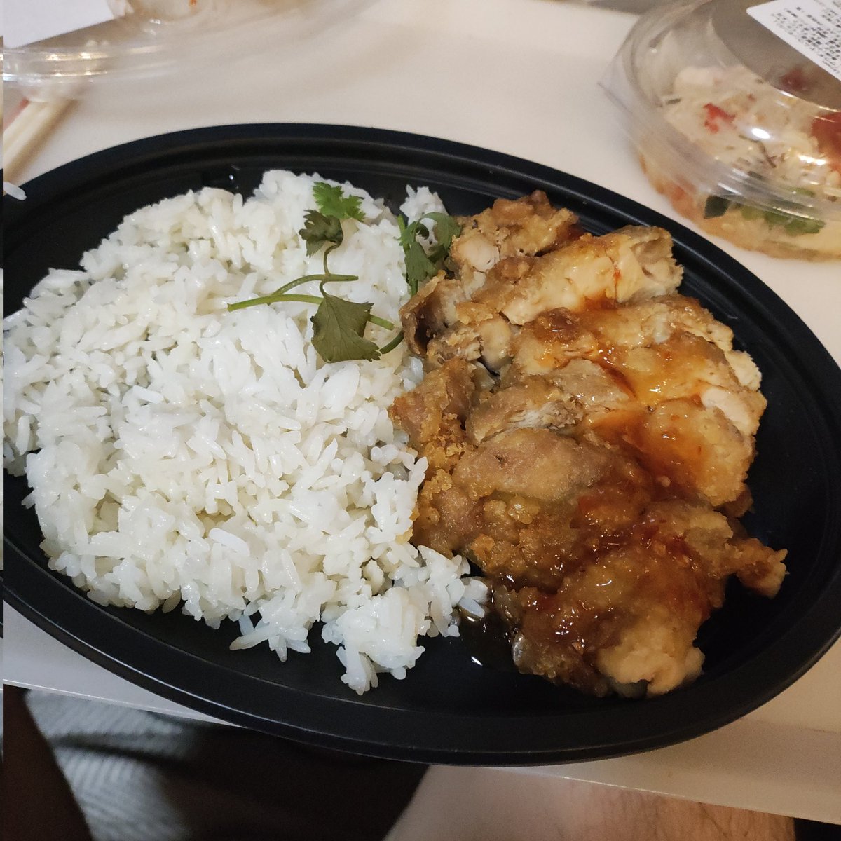 mesotokyo's tweet image. カオマンガイは物足りないというワンパクおっさんにオススメのカオマンガイトード