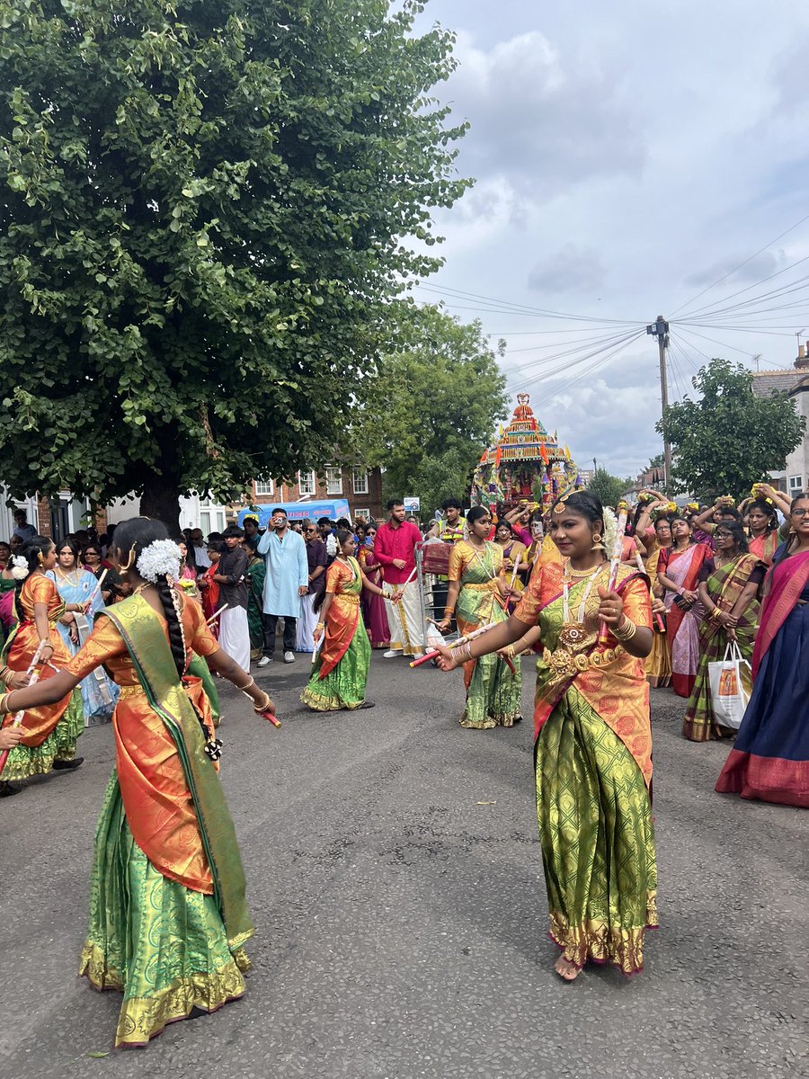 BambosMP's tweet image. A pleasure to be at the colourful Chariot Festival today organised by the Enfield Hindu Tamil Cultural Association. Thank you to Shan and his committee, everyone at the Hindu Temple Edmonton and the stewards for making this cultural event such a success
