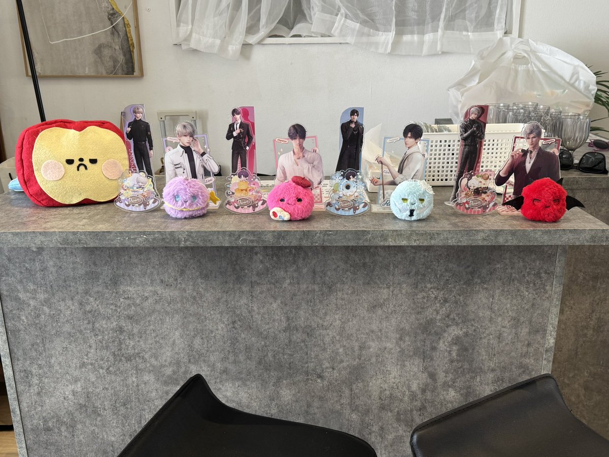 Re_nn_ka's tweet image. 改めまして!
陽さん・ハルマキさん主催シンクーオフ会参加させていただきました😘
どこを見ても美男美女、美味しいものに囲まれためちゃめちゃ幸せな1日でした🫶🫶
皆さんとにかく優しい!!!!
本当にありがとうございました!⸜(*ˊᗜˋ*)⸝
#ゆるゆる交流会0727