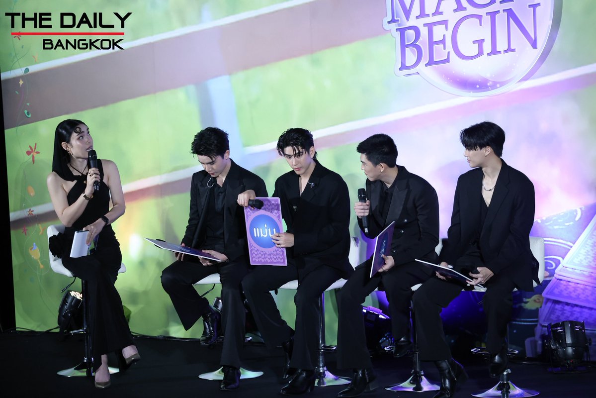 thedailybkk's tweet image. บรรยากาศพูดคุย เล่นเกมส์ 'จิมมี่-ซี-เซฟ-ฟรัง' ในงาน "ทํานายทายทัพ Let the Magic Begin"
#MyMagicProphecyEP1
#ทำนายทายทัพ
#jimmyyjp #sea_tawinan
#jimmysea #จิมมี่ซี
#savesaisawat #francnrp