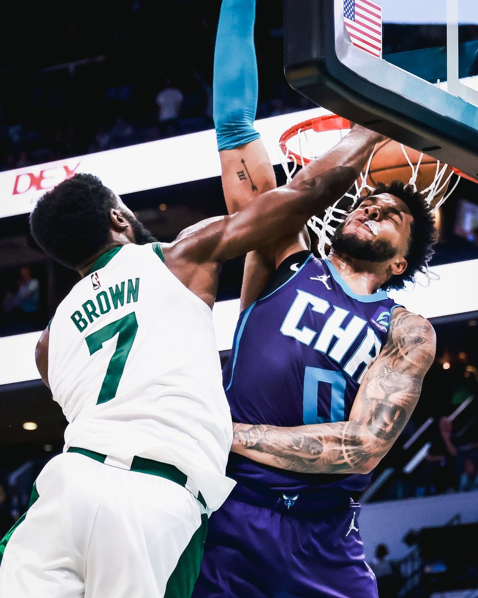 WireReportNBA's tweet image. Jaylen Brown putting the league on notice with his insane dunks during #NBADunkWeek! πͺπ₯ #NBA
π· via @Celtics
