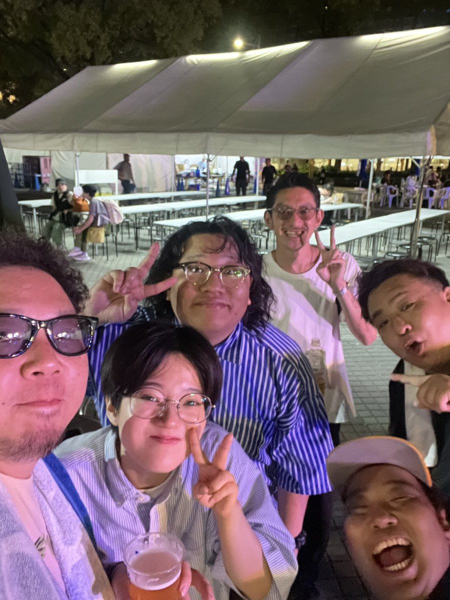 Hicyoshi's tweet image. チラッと会場が近かったので、
CBC祭りを通ってみたら
最高の後輩と先輩がいた！
ここだけの話、
久しぶりに会えて嬉しかった。
#アホロートル
#紅点
#酒井直斗