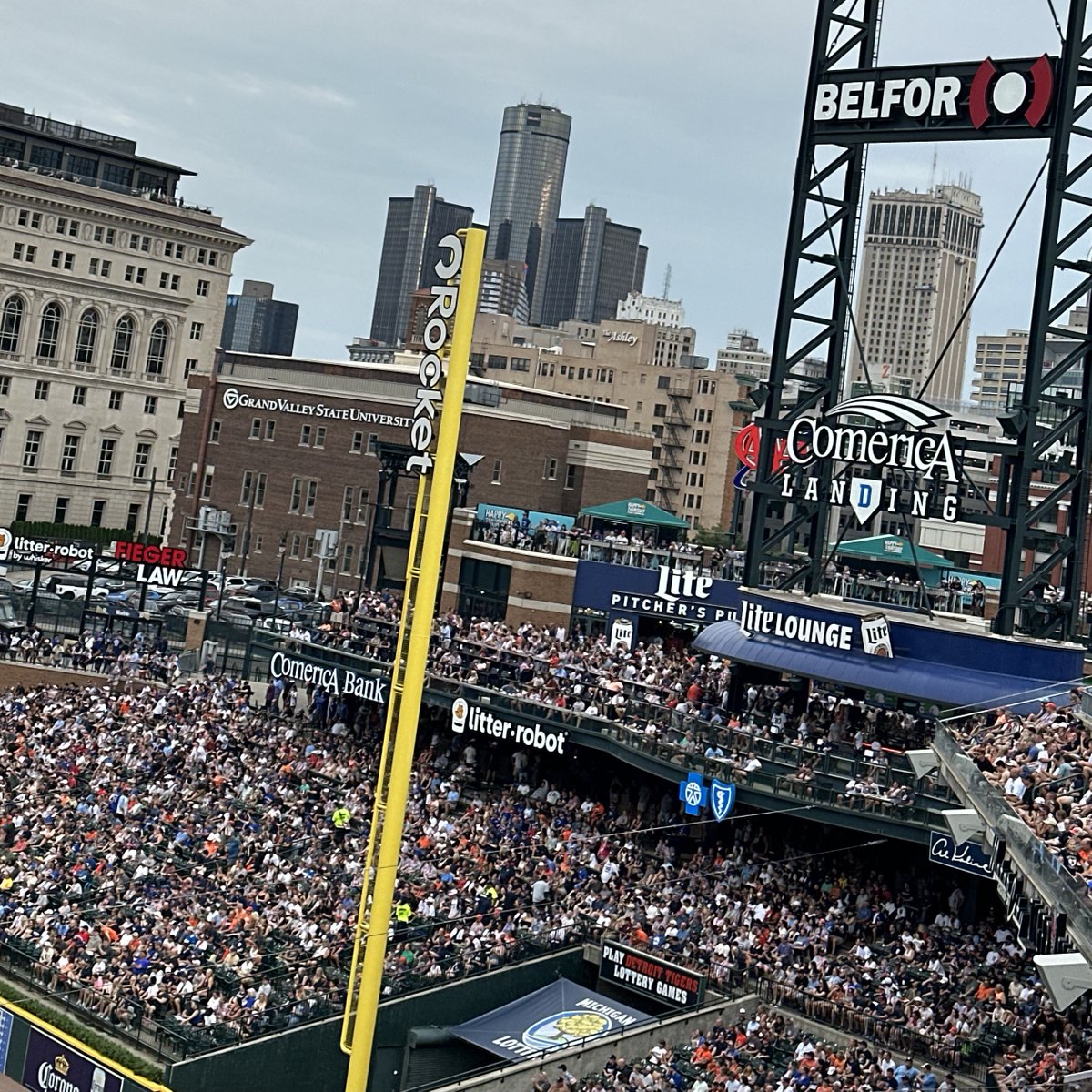 ⚾️ Chamber Day at the Ballpark!

Yesterday, the <a href="/WERCofC/">Windsor Essex Chamber of Commerce</a> team headed to Comerica Park for an exciting showdown between the the <a href="/tigers/">Detroit Tigers</a> and <a href="/BlueJays/">Toronto Blue Jays</a>. It was a fantastic day of team bonding and baseball.

Stay tuned for more events, where business meets community! 💼🧑‍🤝‍🧑