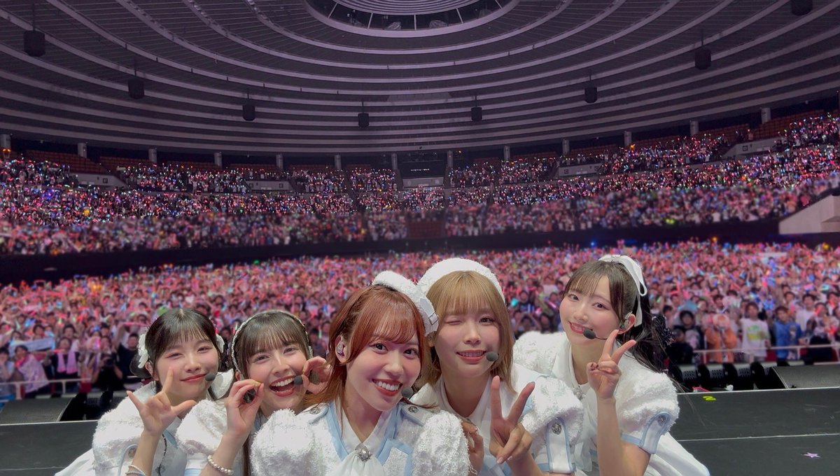 Liella_PLSP's tweet image. 💫#Liella_リバイバル_大阪Day2💫
ラブライブ!スーパースター!! Liella! First Generation LoveLive! ~Wonderful Starlines~
大阪公演Day2のアーカイブ配信スタートいたしました📡
現地でご参加いただいた方もぜひチェックしてください❣
lovelive-anime.jp/yuigaoka/live/…
#lovelive #Liella