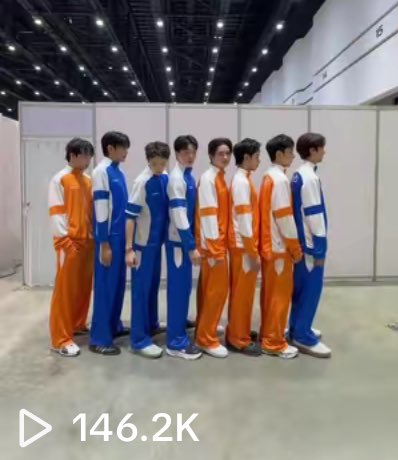 wwaterfall96's tweet image. สรุปวันอลปคือแอทลาสถ่ายชาเล้นลงช่องตัวเองแค่คลิปนี้คลิปเดียวหรอ เพราะเพลงใหม่เห็นเพิ่งถ่ายทั้งหมด เชื่อแล้วว่าวันนั้นกระจายกันไปอยู่กล้องคนอื่น 55555555555555555555555555