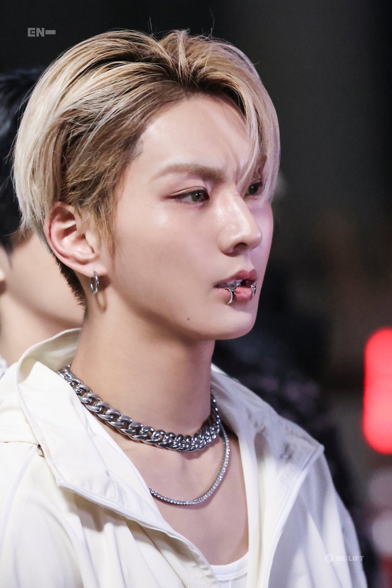 gueenca's tweet image. 난이런갭모에나는남자아이가너무좋은것같애.....................