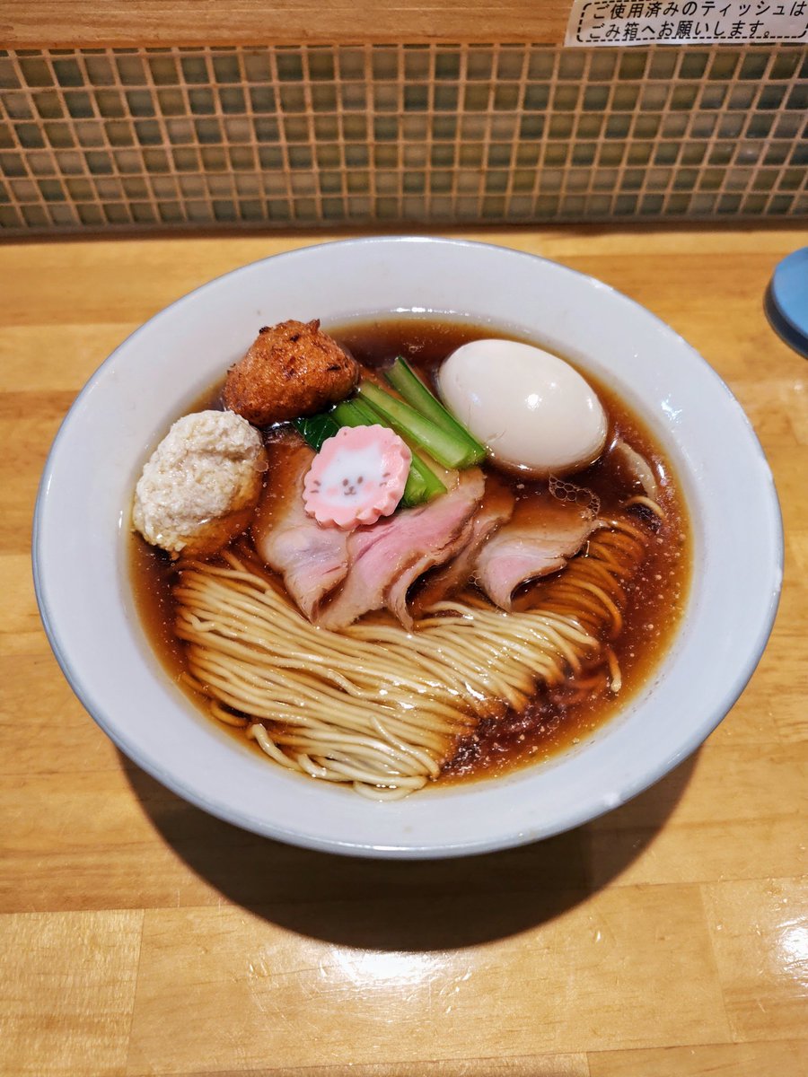 信じたいんだよ
誰かを疑いたくない
ラーメンは裏切らない😆🍜
おやすみなさい🙂‍↕️⋆꙳