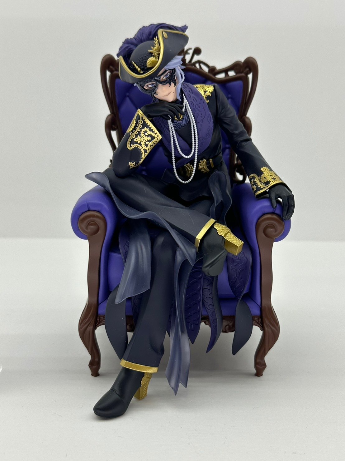 ツイステ　フィギュア　新品未開封品 Amazon | ツイステ qposket petit vol.2 フィギュア全3種セット