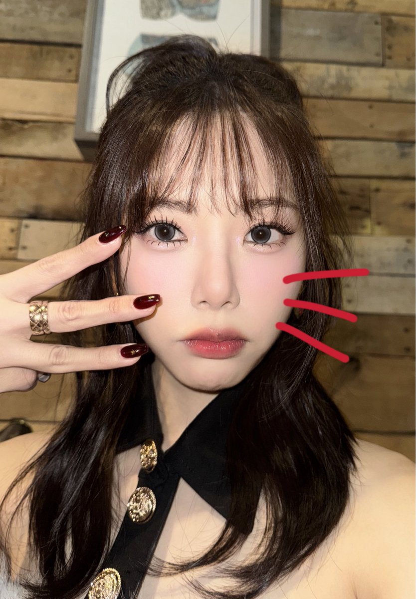 tokkisomnia's tweet image. wow the cat grew whiskers since last time🙀